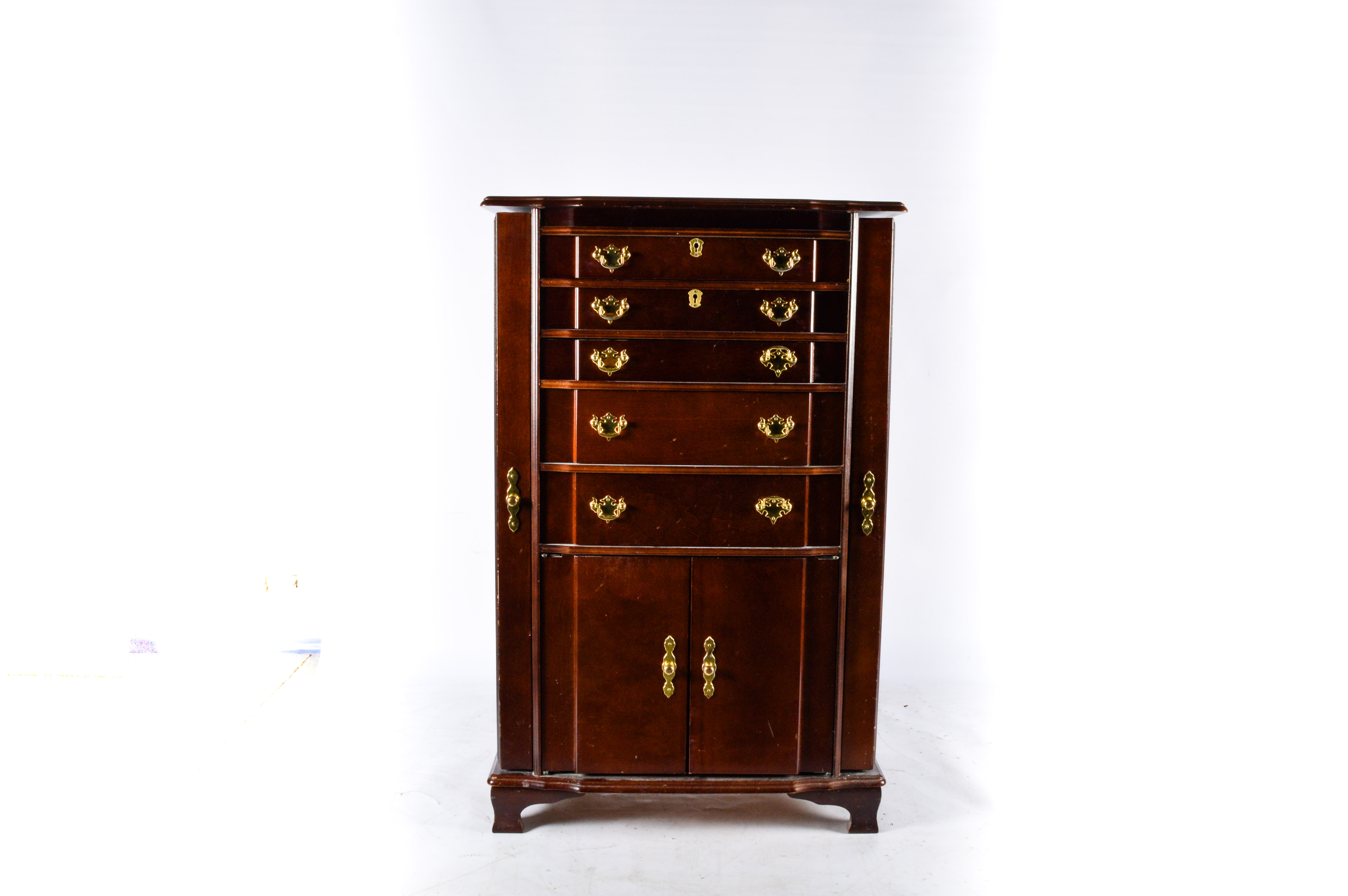 Large Jewelry Chest EBTH